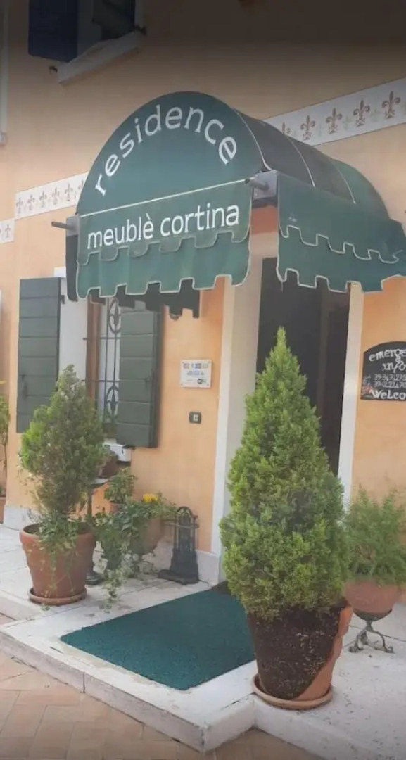 Residence Meublè Cortina