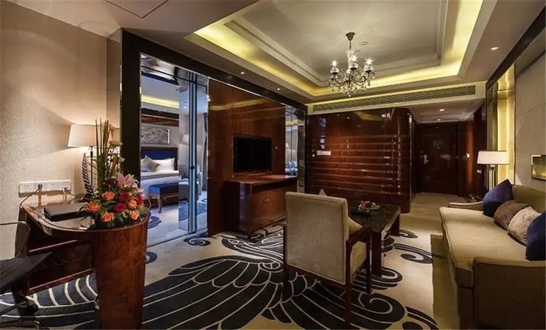 Chengdu Phoenix International Hotel