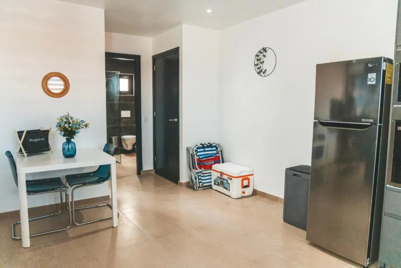 Gray Door Apartments - Adults Only