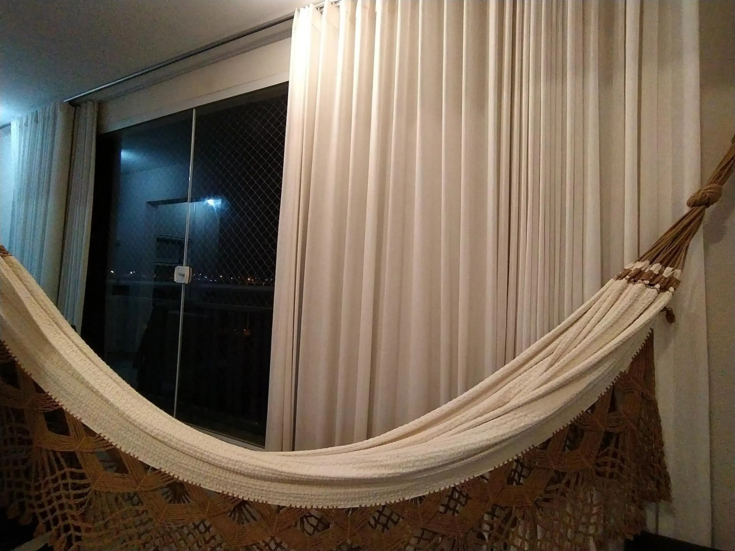 2 Quartos com Piscina Aquecida Melhor Bairro Brasília