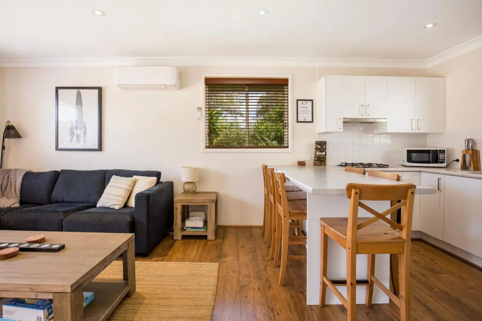Sunbaker Beach House - 4 Mins to Beach - Pet Friendly with Fire Pit
