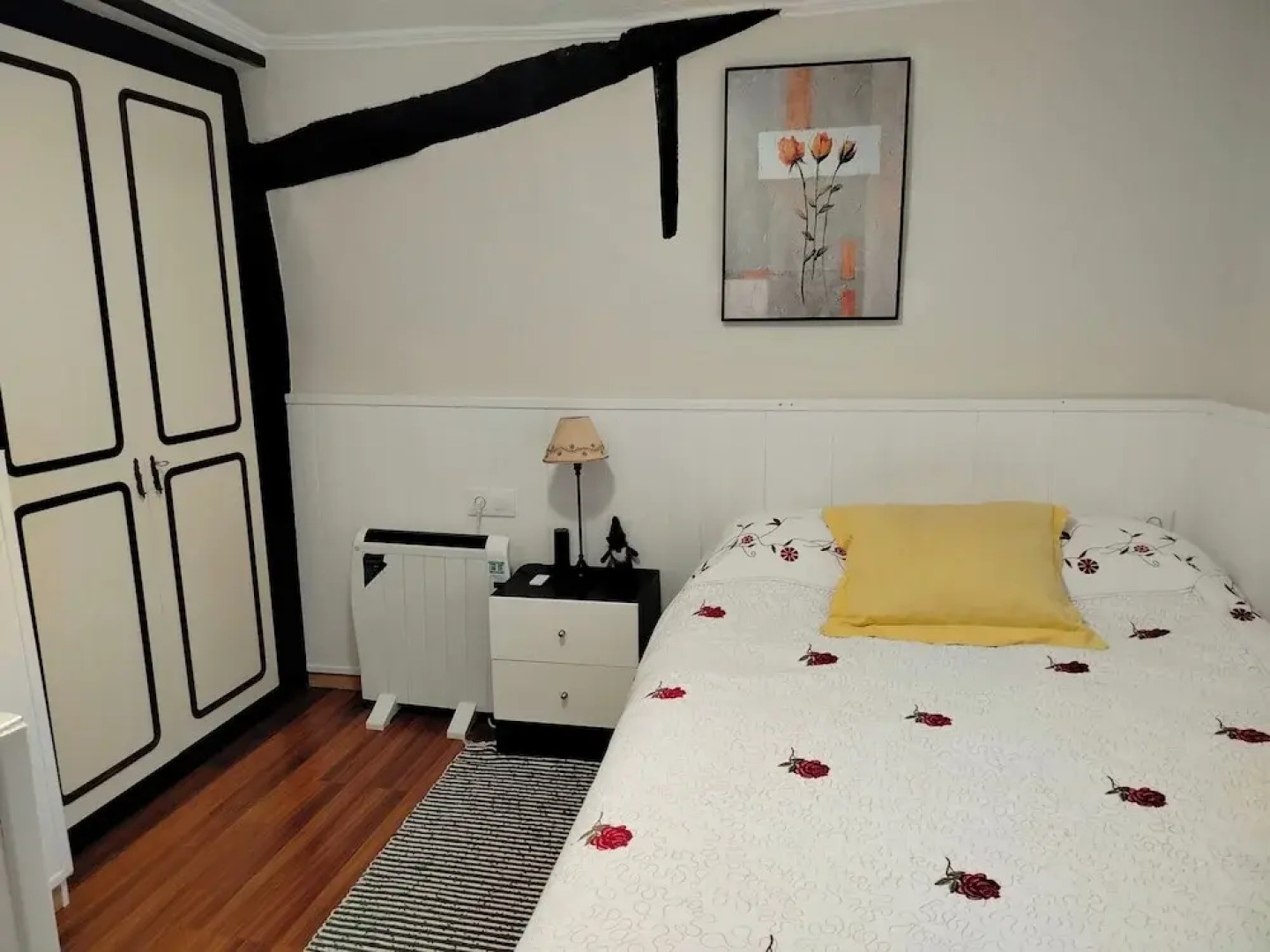 2bed Traditional Apt - Private Balcony - Fuenmayor