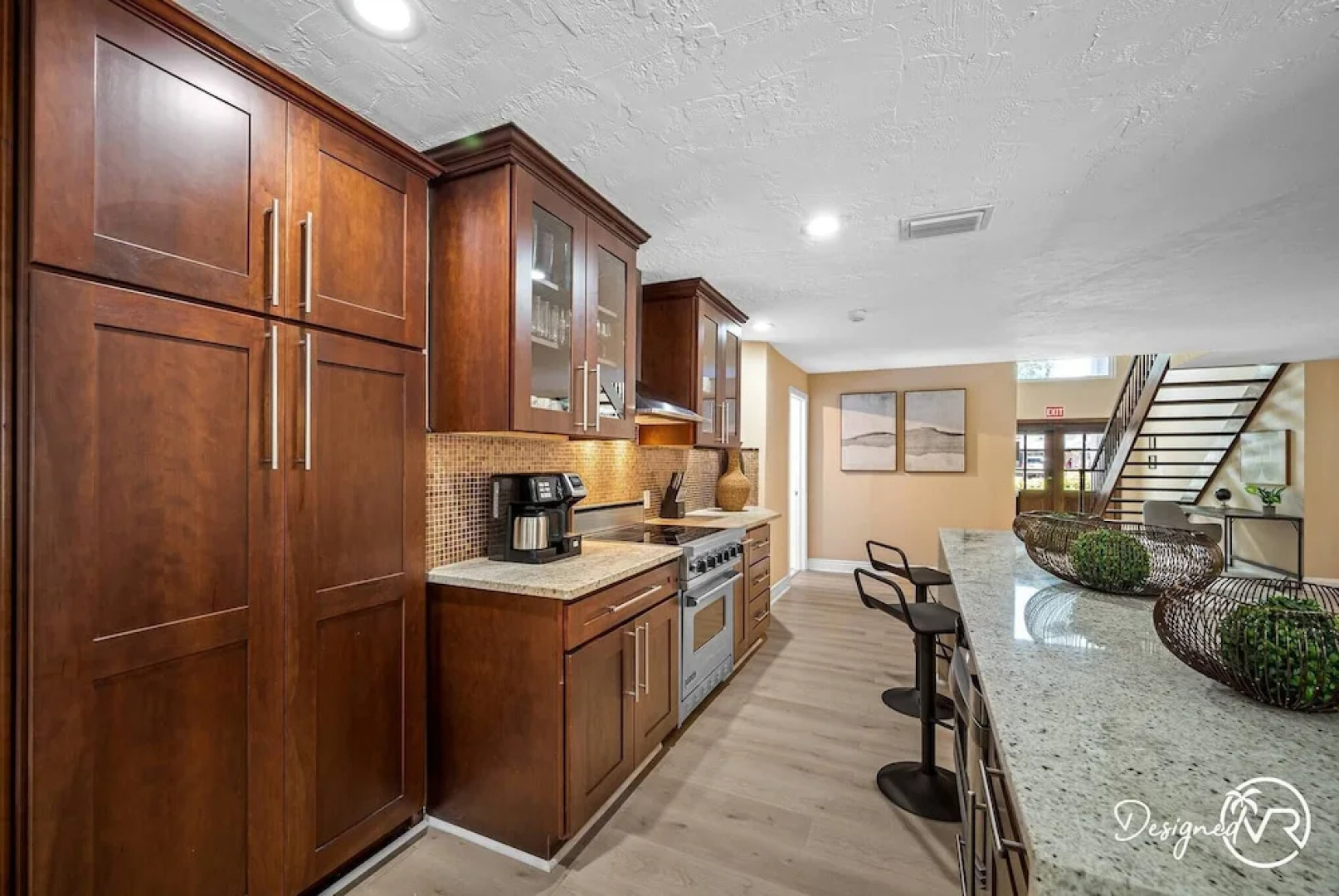 8BR Villa with Heated Pool Near Beach