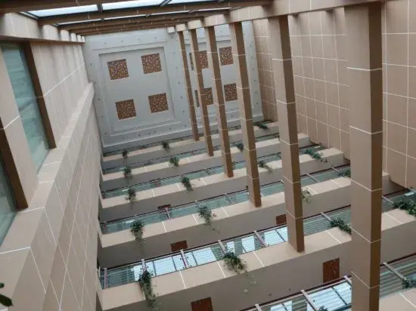 Qingtian Boutique Hotel (Zhaotong Fengxia Road)