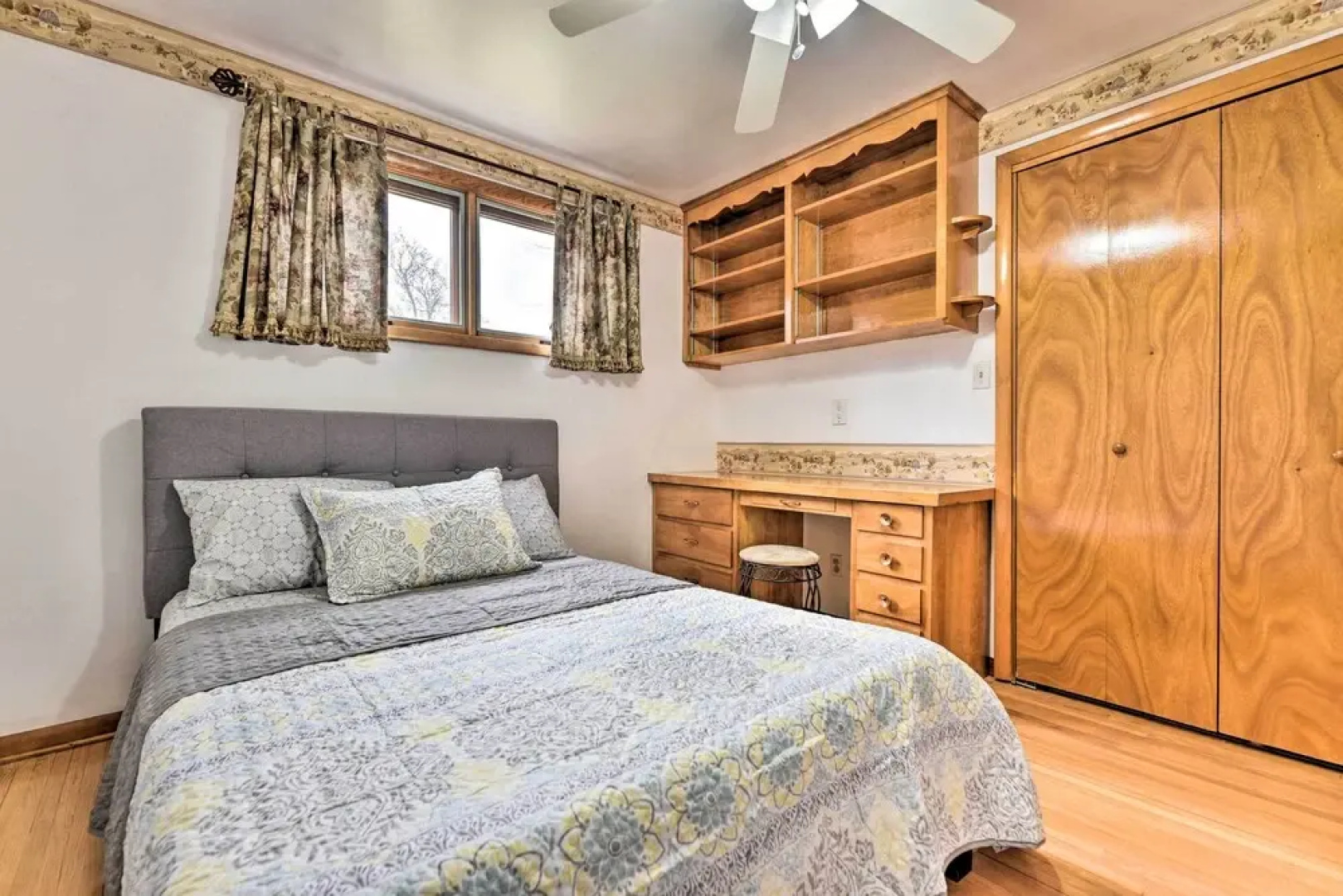 Vacation Rental ~ 8 Mi to Keybank Center!