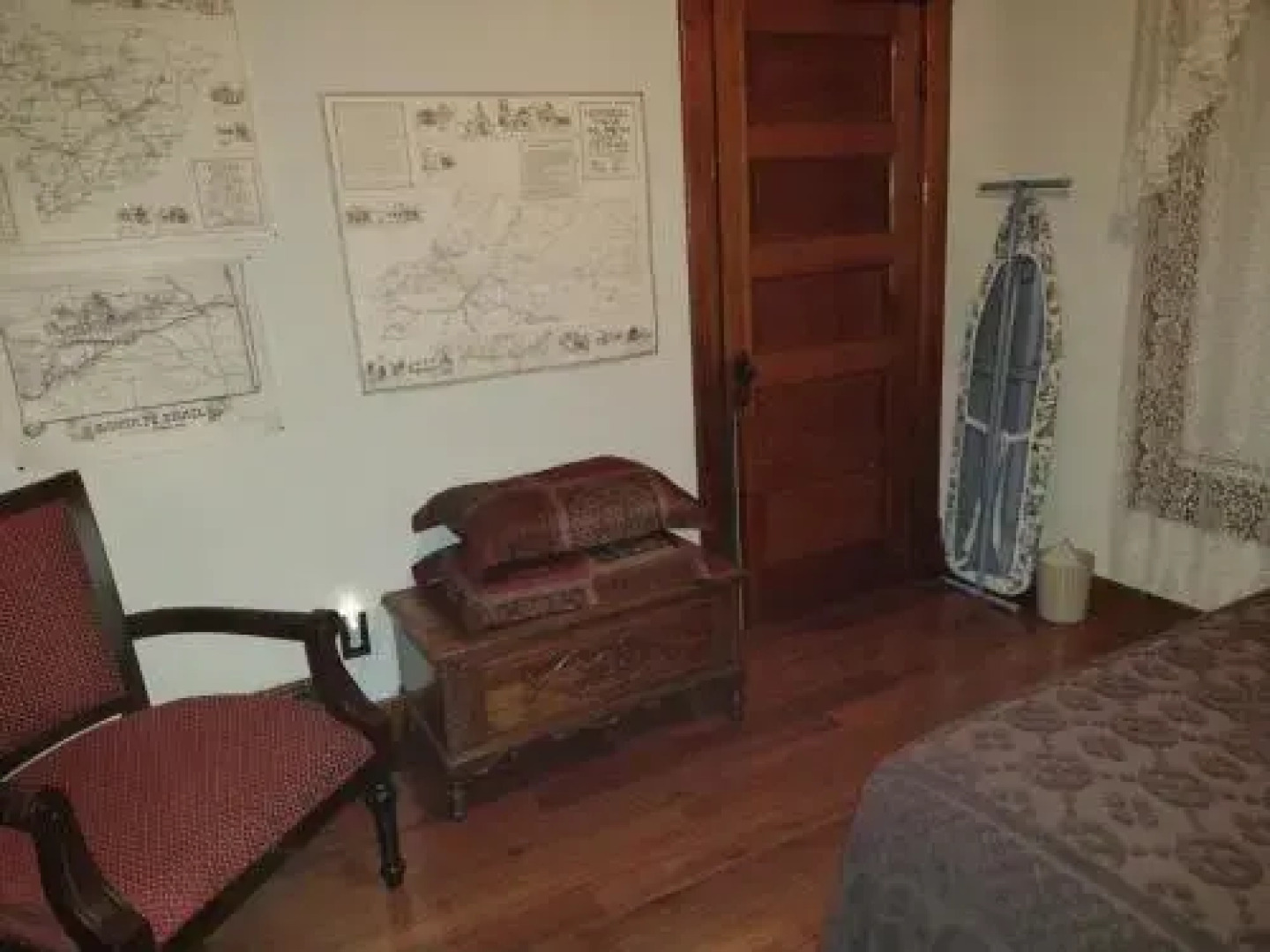 Quiet FULL-SIZE bed close to town 420 friendly