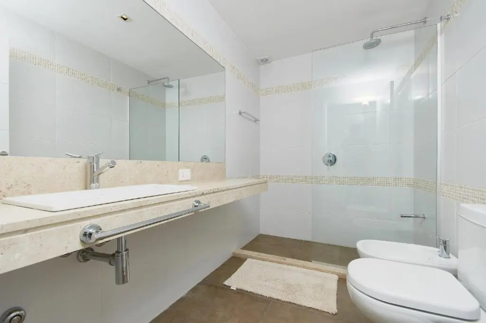 Edificio Q by depptö