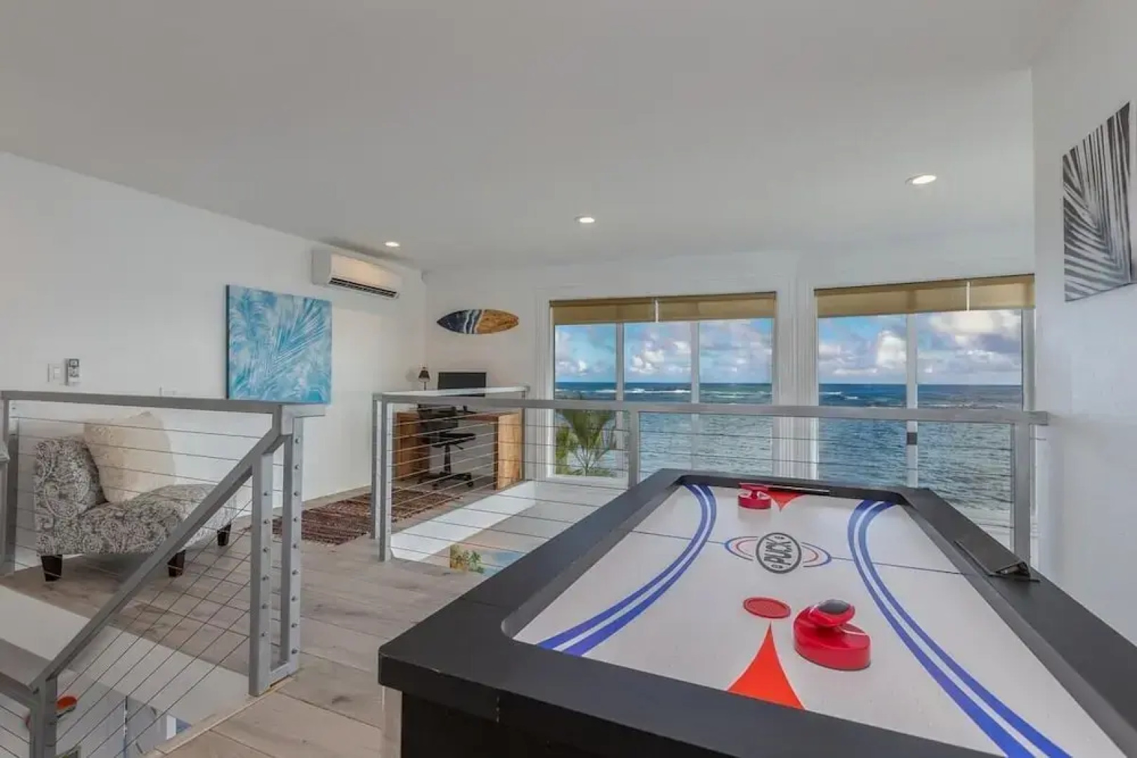 Bond House 4 Bedroom Home by RedAwning