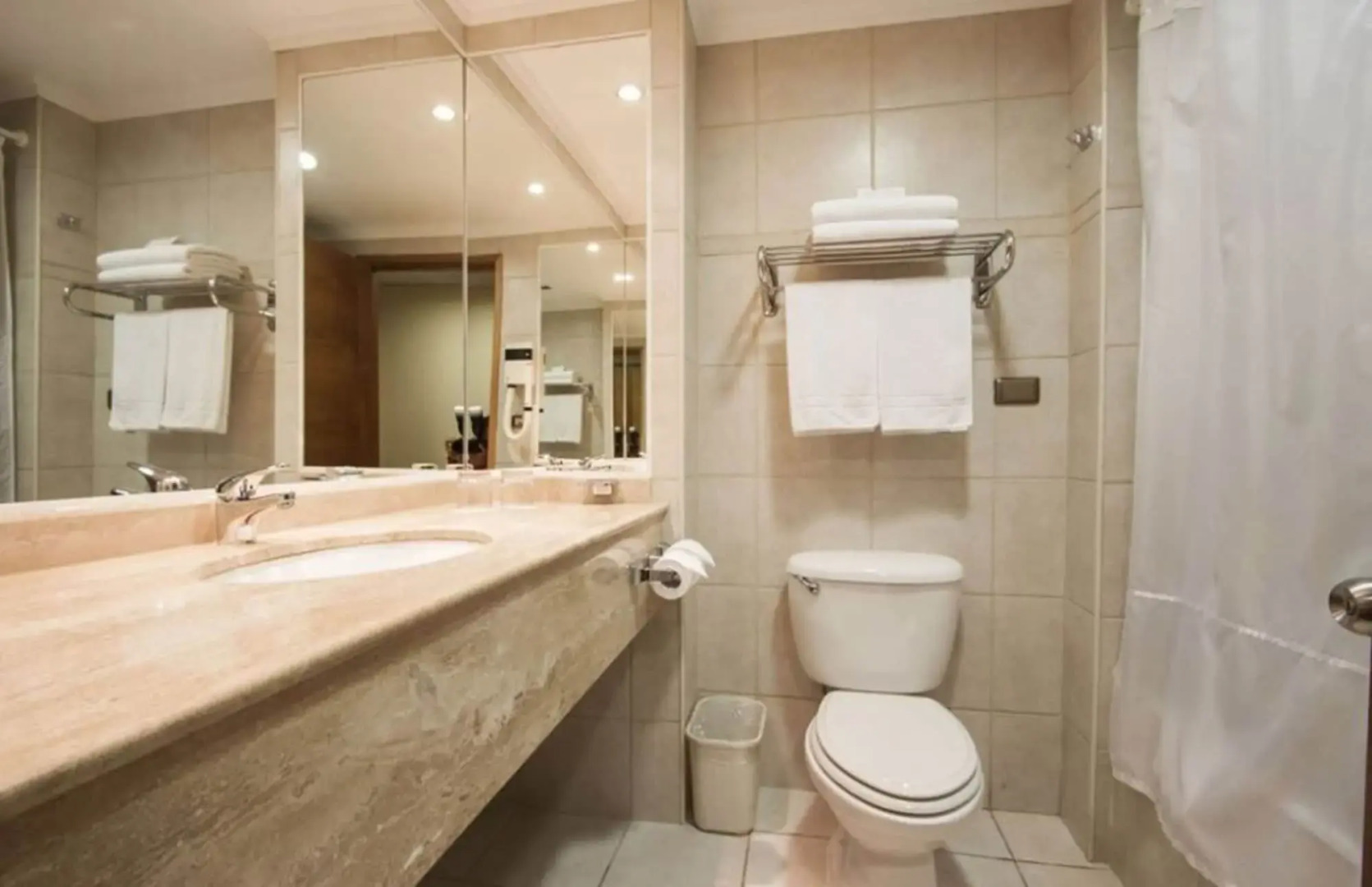 Diego De Almagro Valdivia Hotel