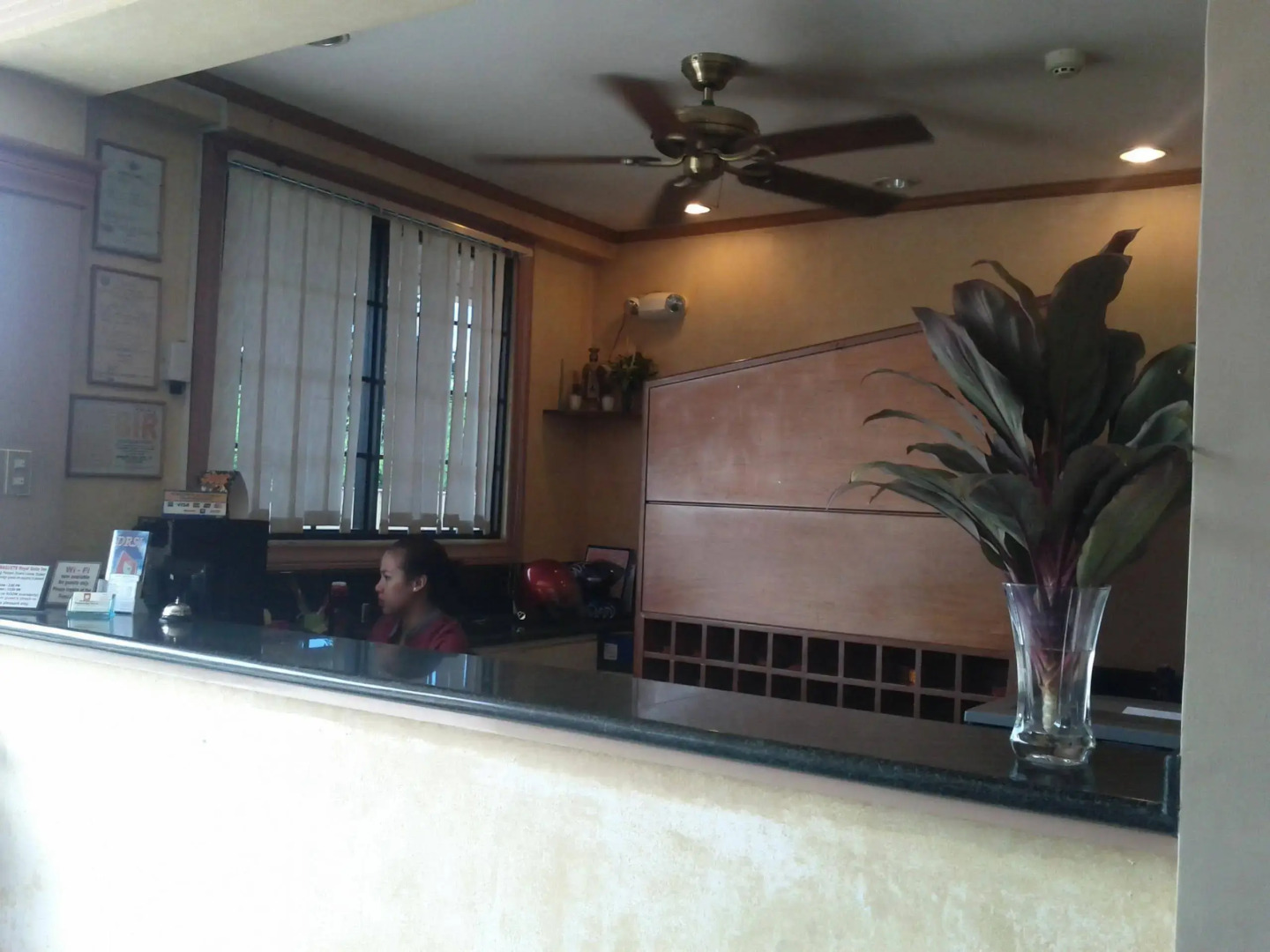 Dumaguete Royal Suite Inn