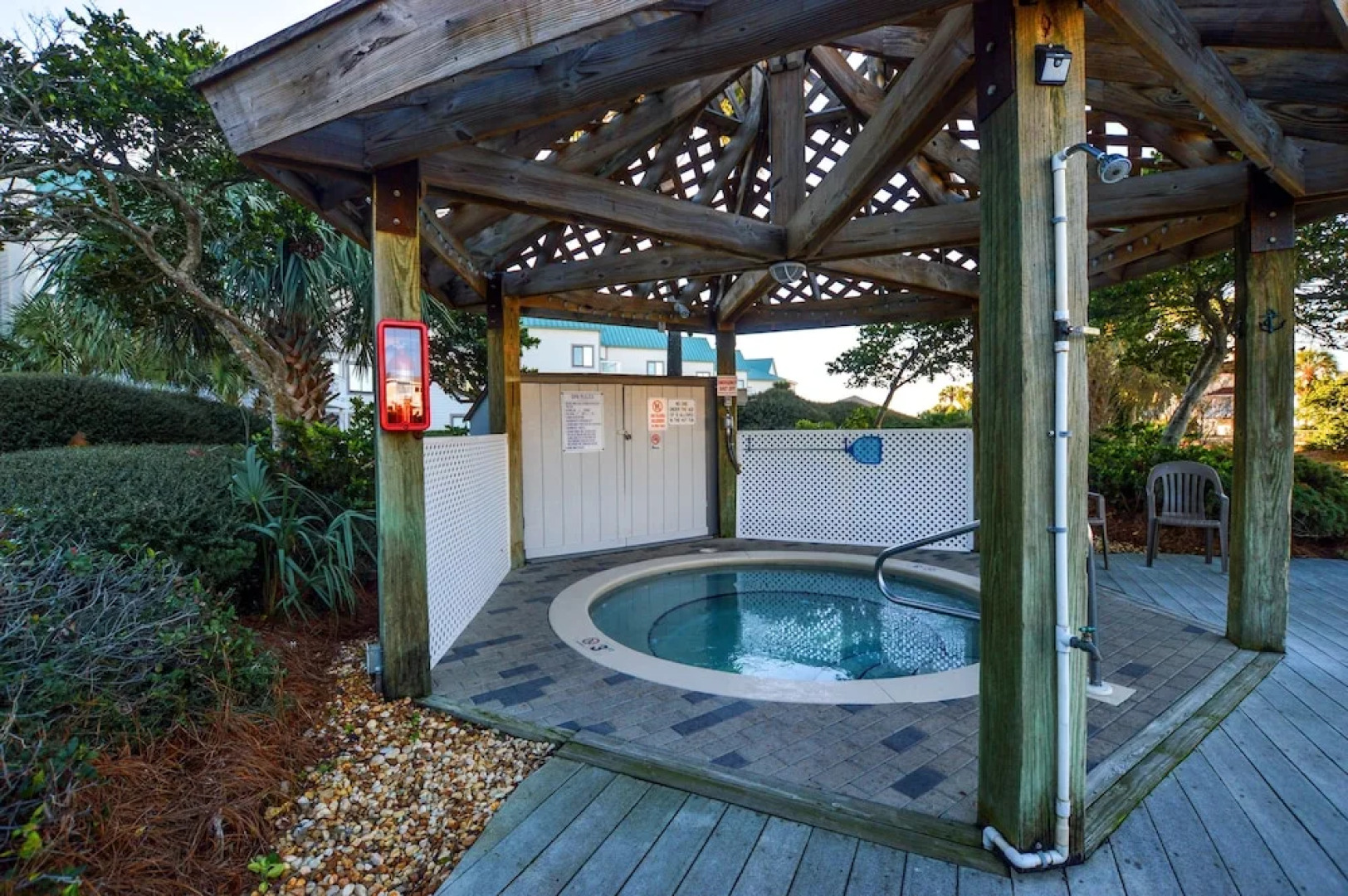 Summer Palace B 2 Bedroom Duplex by RedAwning