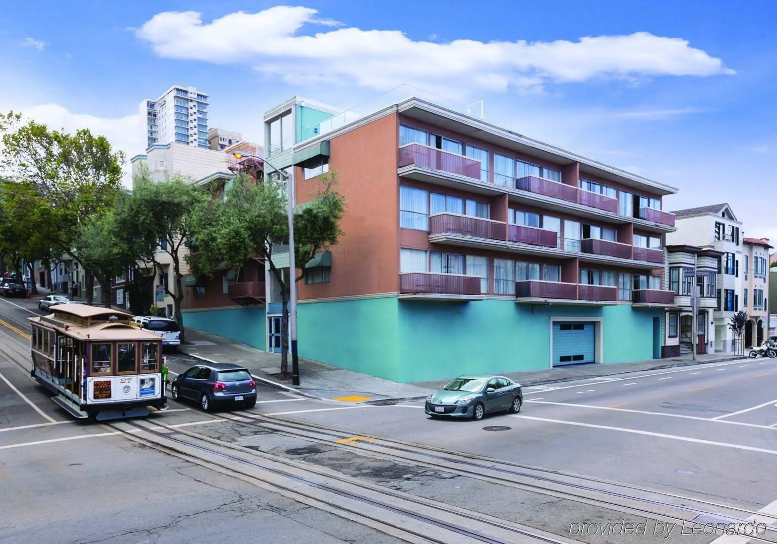 Suites At Fishermans Wharf