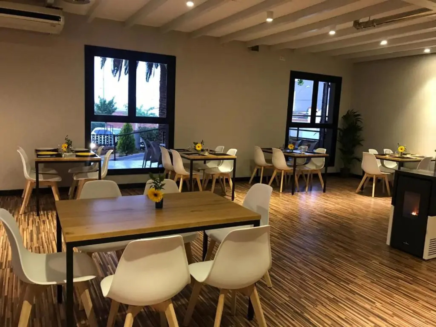 Aderezo Hostal Restaurante