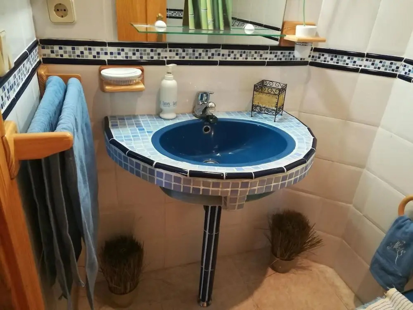 Los Angeles Del Romero