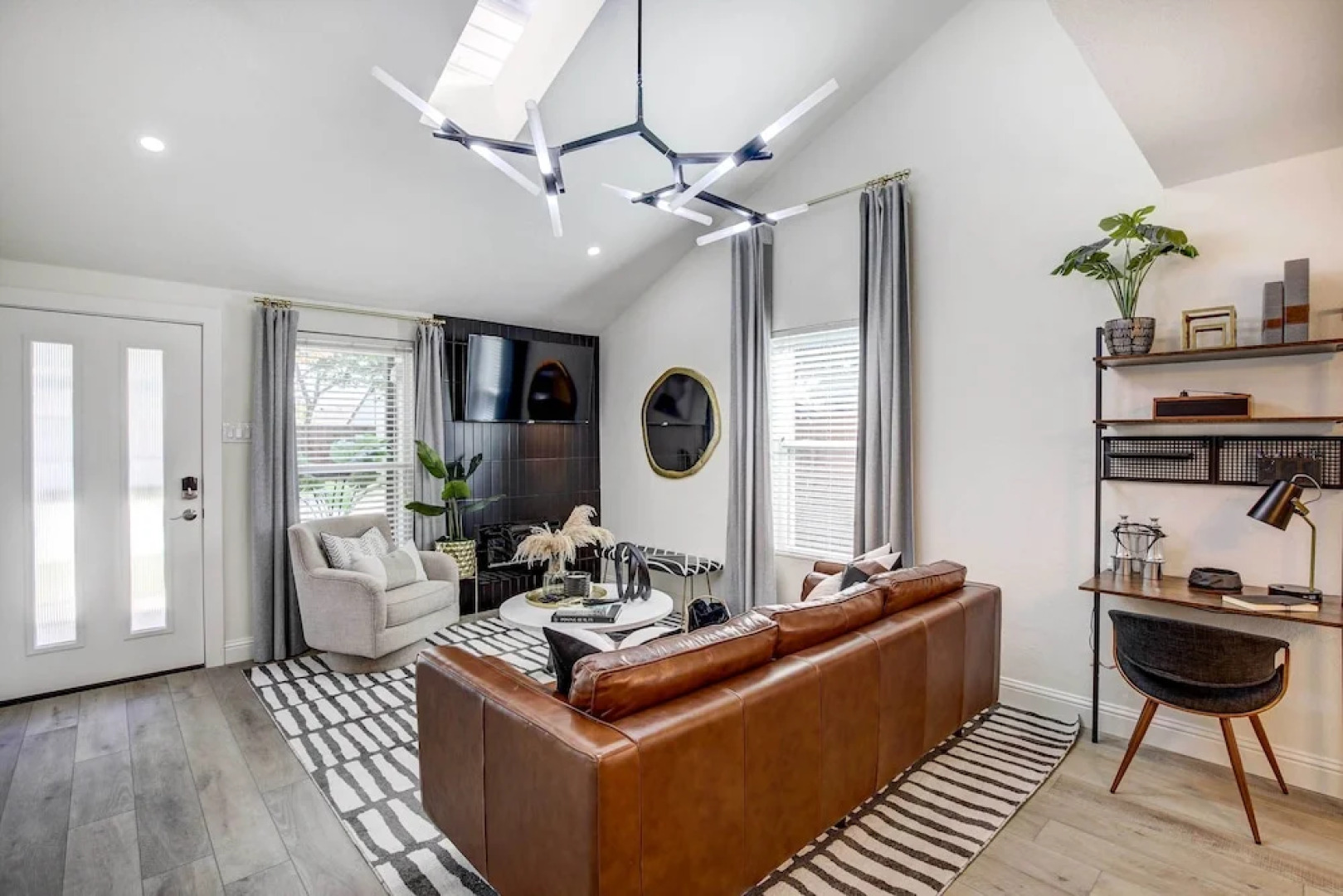 Stylish Allen Home Near Watters Creek Village