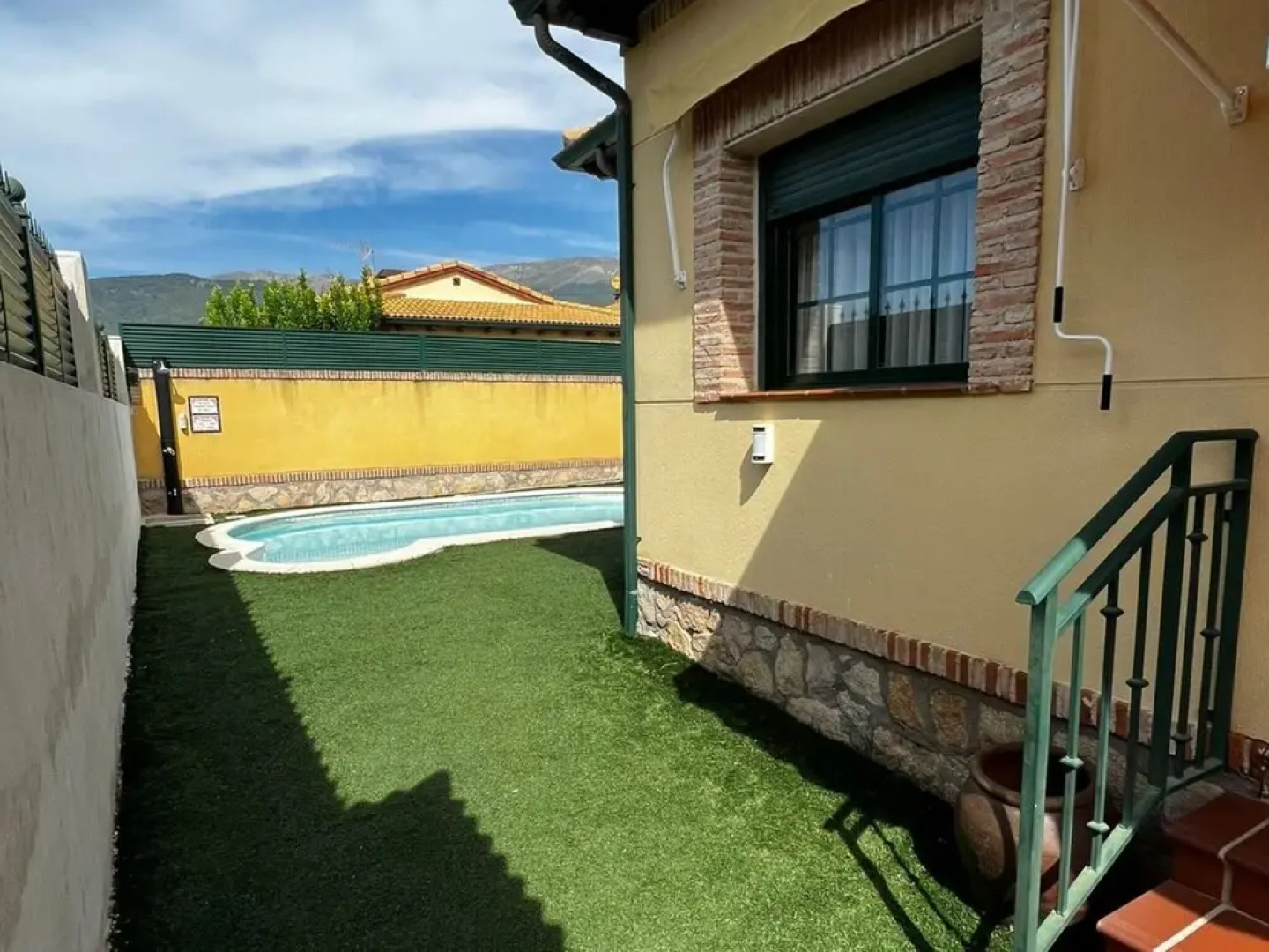 Belvilla by OYO Single Chalet en La Adrada