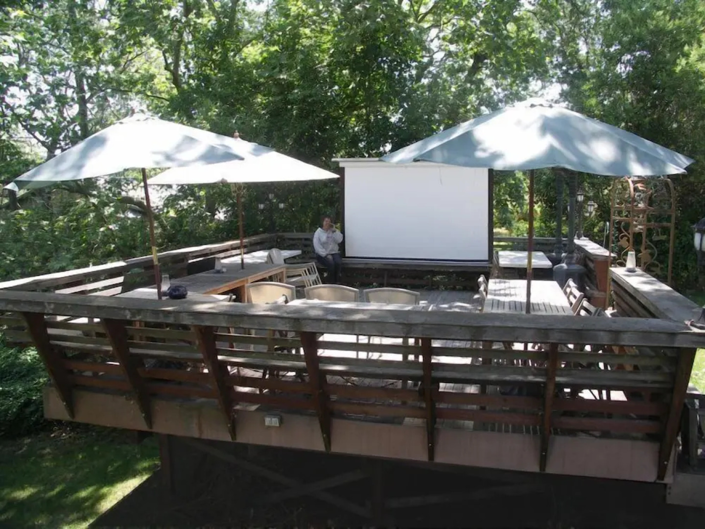 Robins Nest Bed & Breakfast