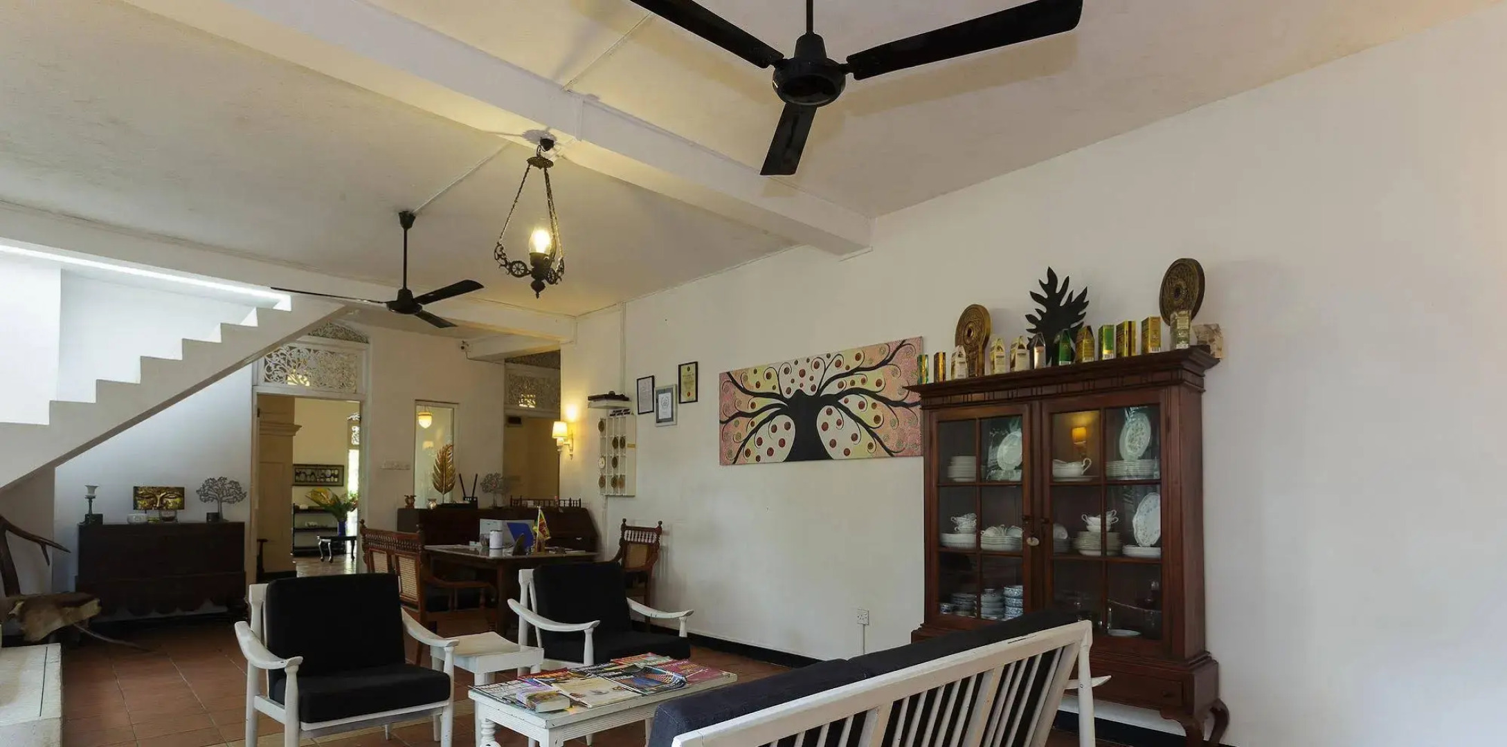 Royce Boutique Hotel