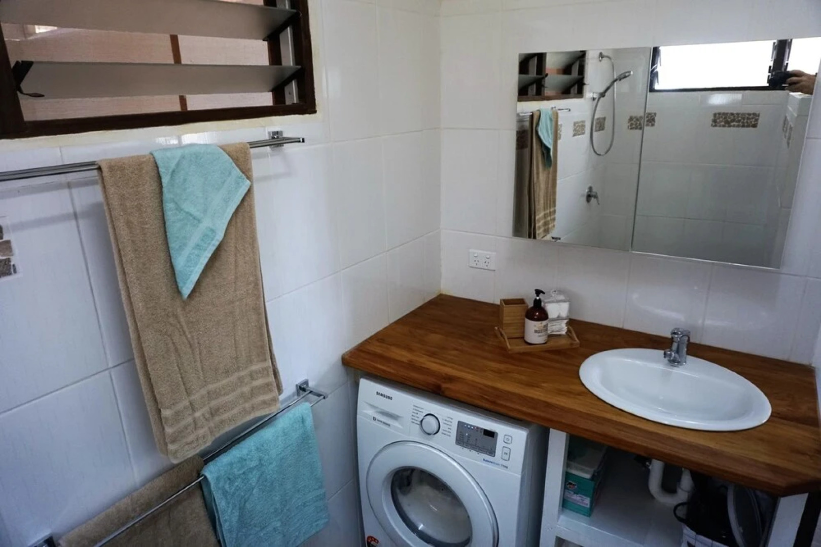 Aoredise - Paradise on Aore Island