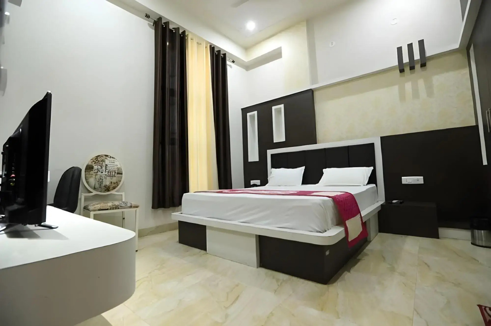 Hotel Siddhi Vinayak