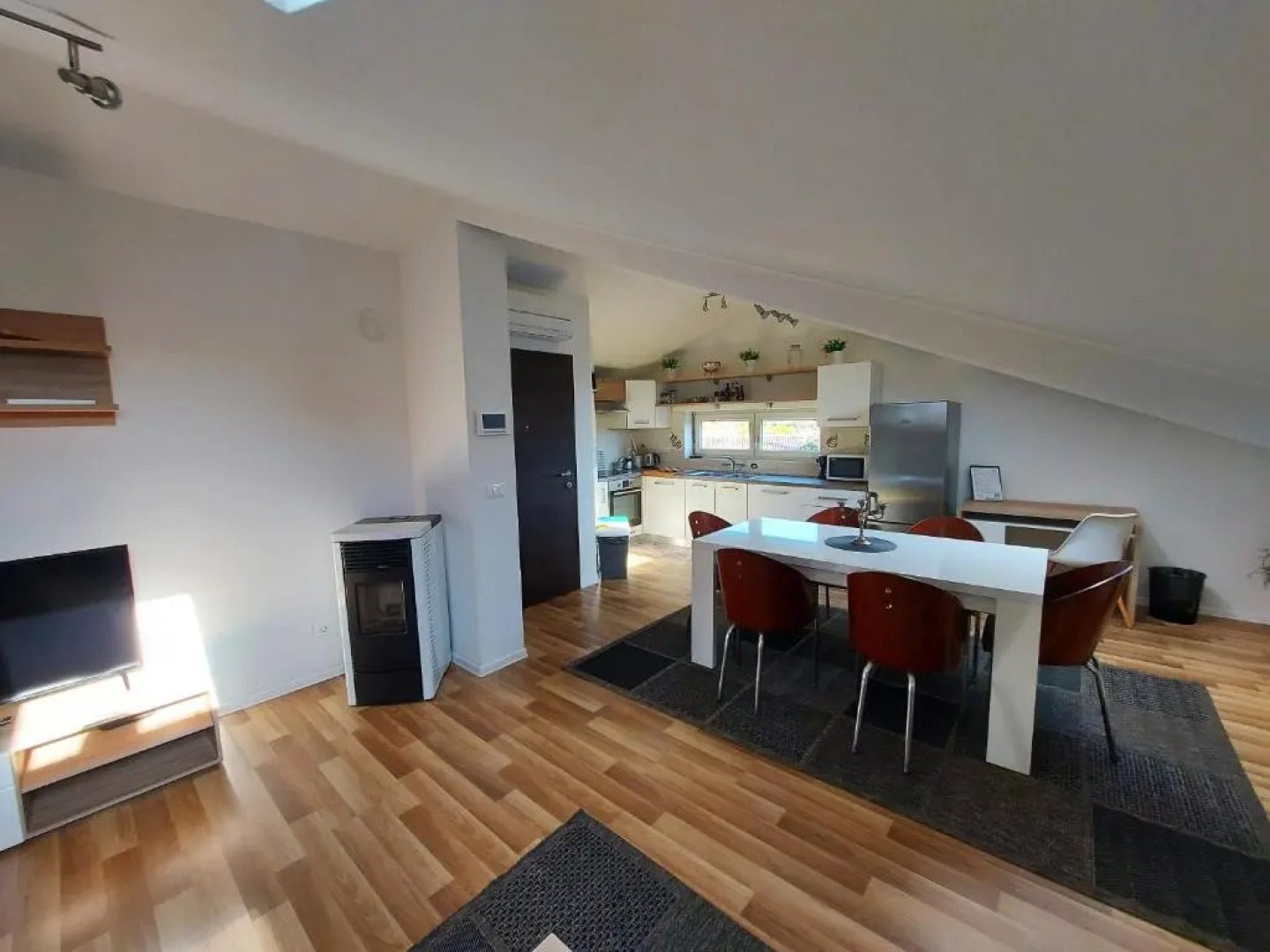 Rooms and Apartments IstraSoley