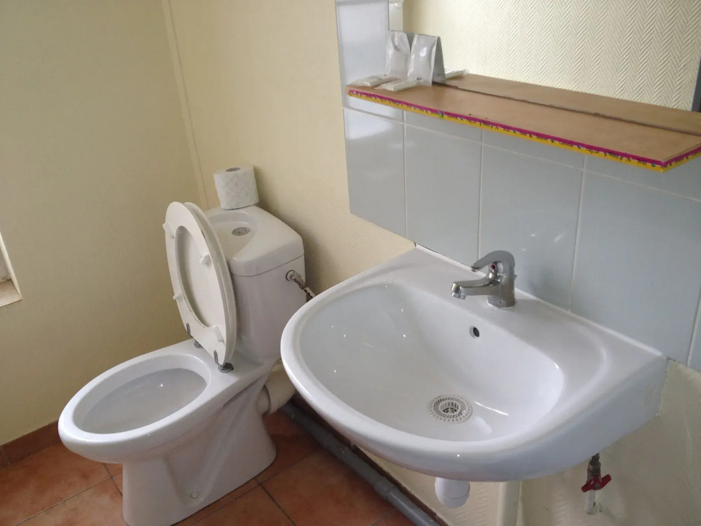 Отель Au Royal Mad