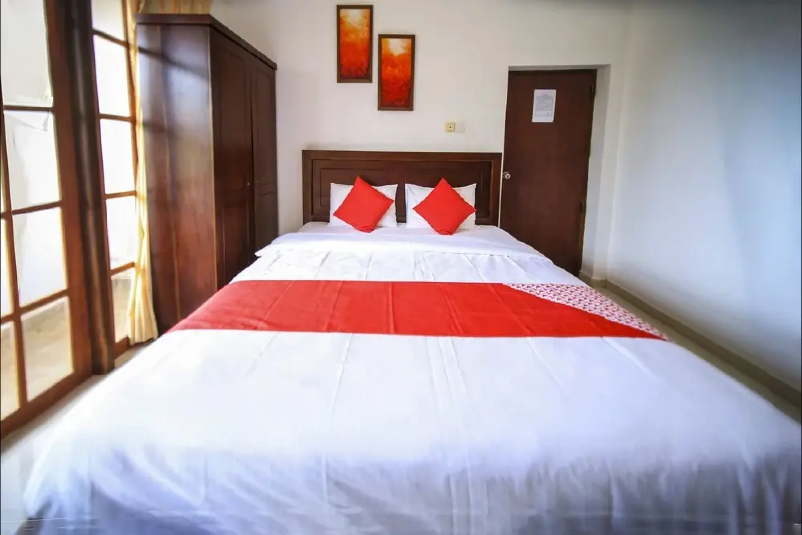 OYO 389 Bay Beach Hotel