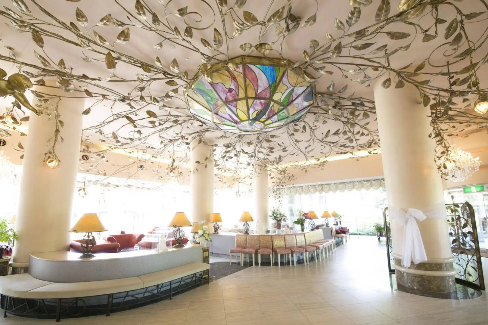 Rosa Blanca (Formerly Palm De Yume)