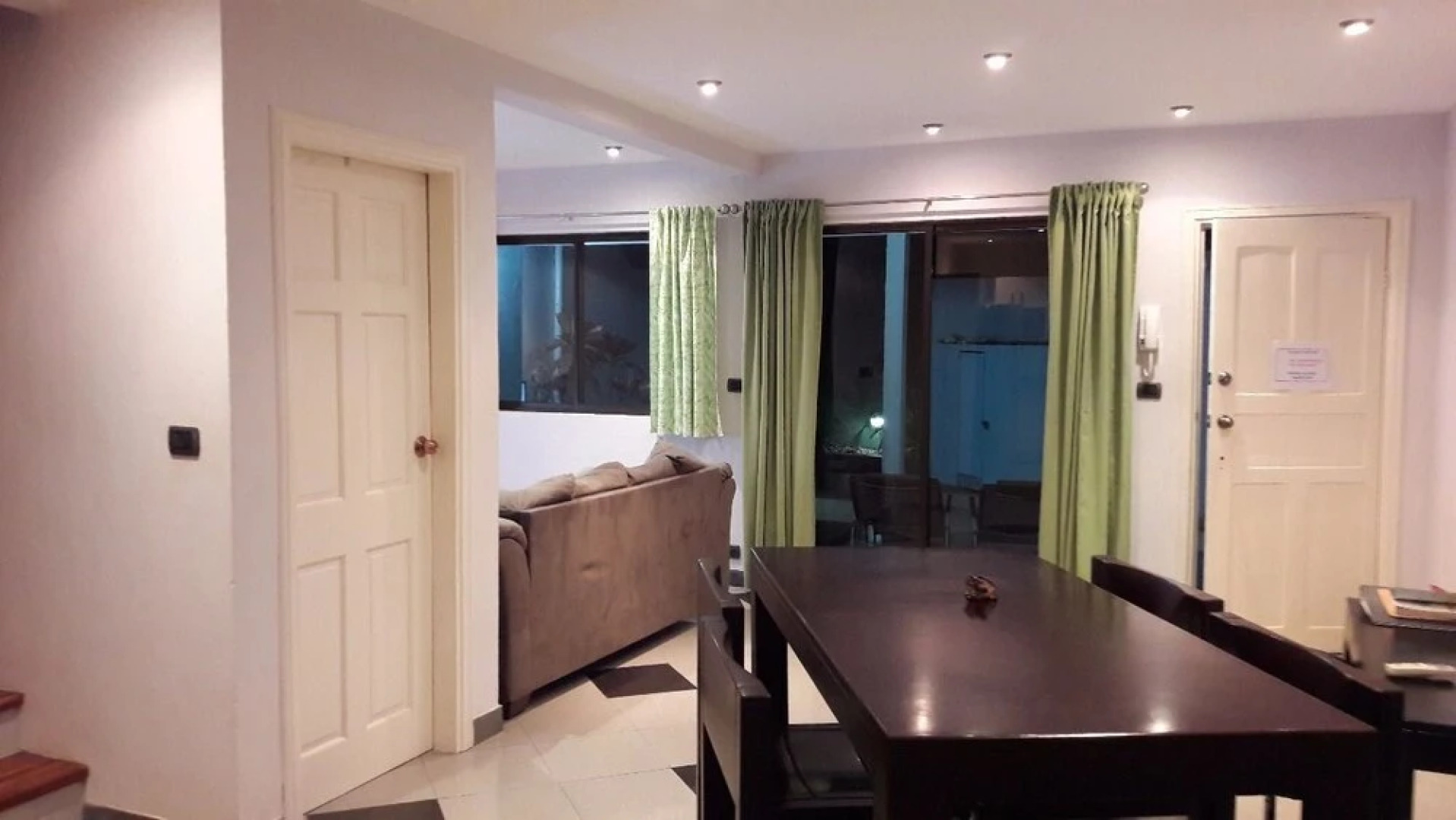 Villa Thoga Vacation Rentals & Tours