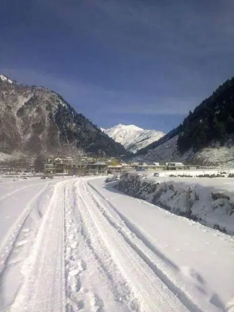 Hotel Mountain Track- Taranna Balakot