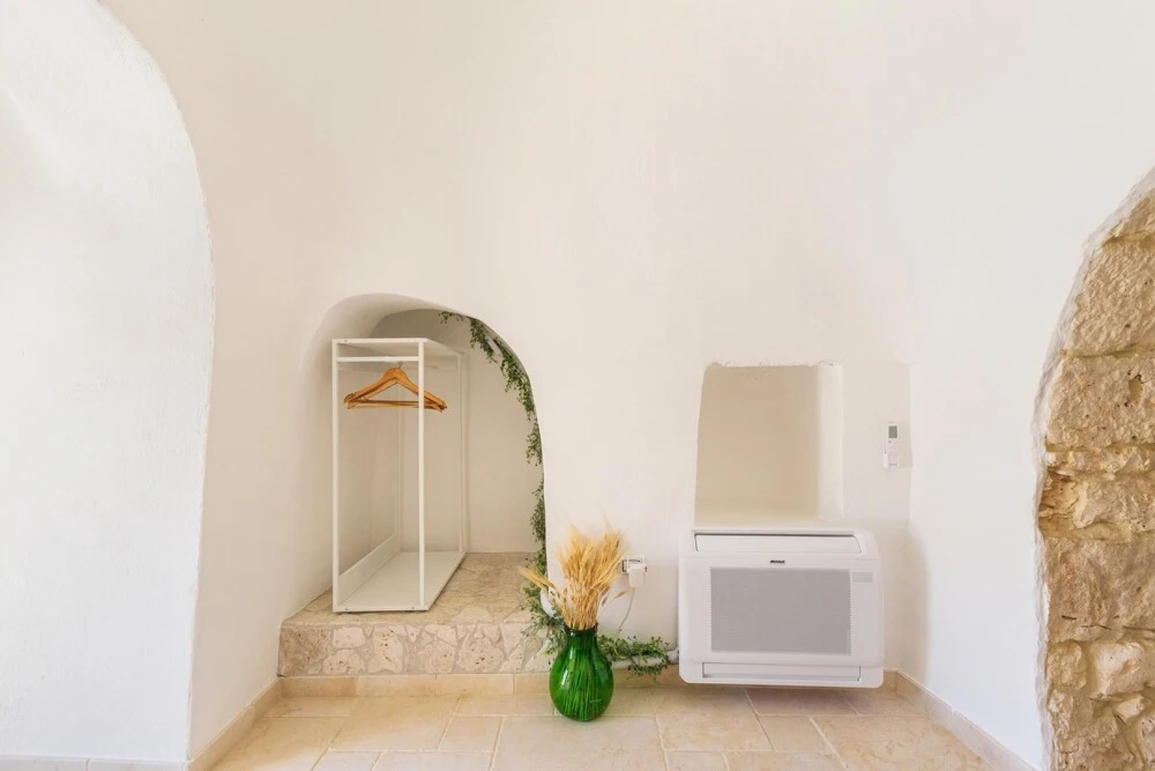 3619 Trulli Contecavallo by Perle di Puglia