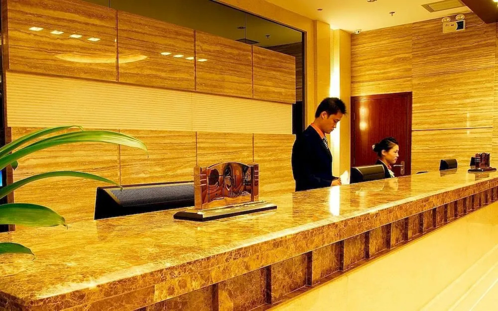 Bronze Drums Grand Hotel