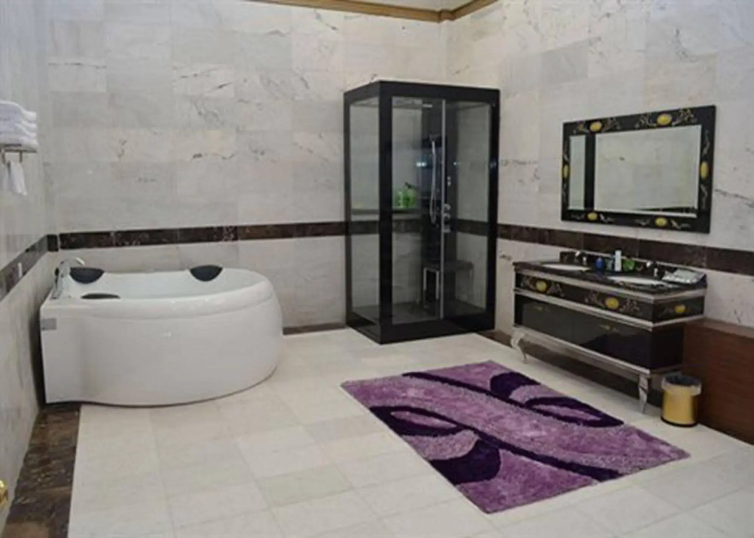 Royal President Hotel