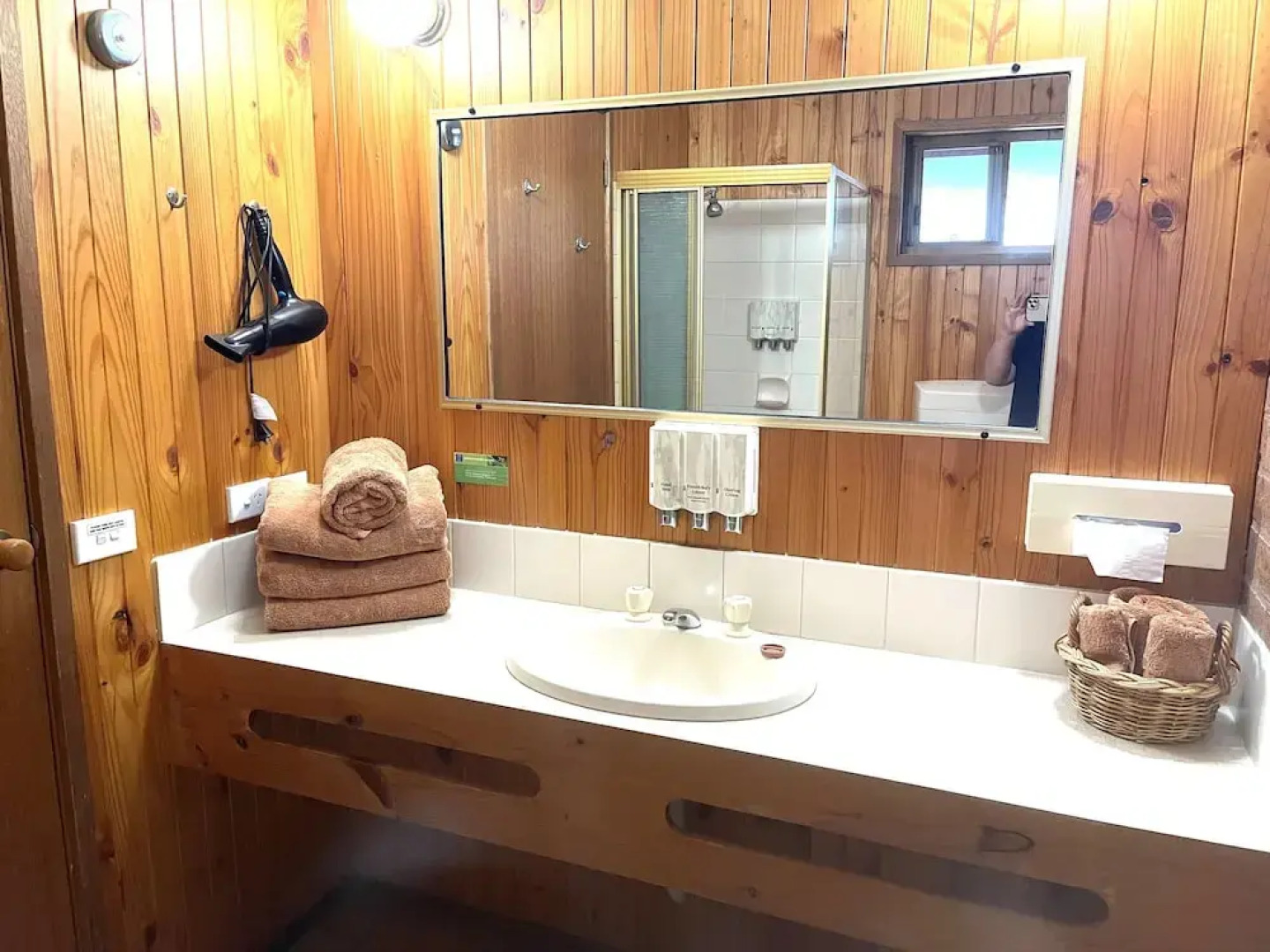 Country Roads Motor Inn Narrandera