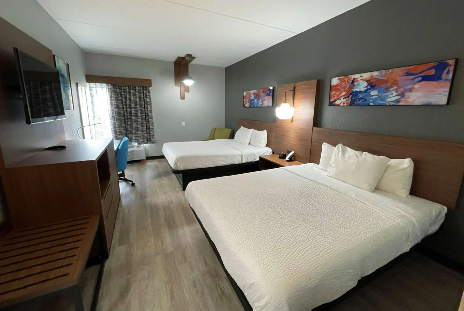 La Quinta Inn & Suites by Wyndham Fayetteville I-95