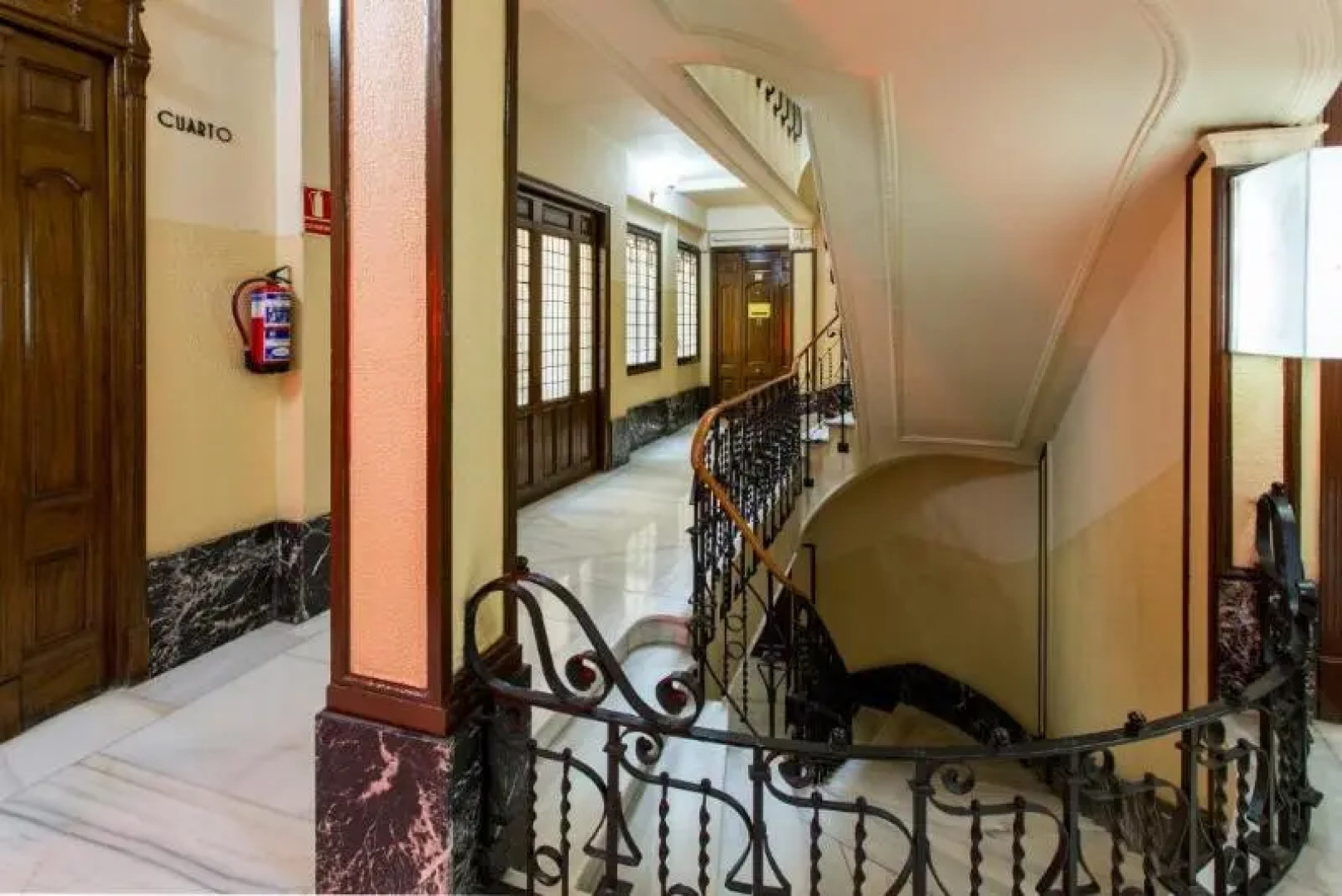 Manuela by Gaiarooms