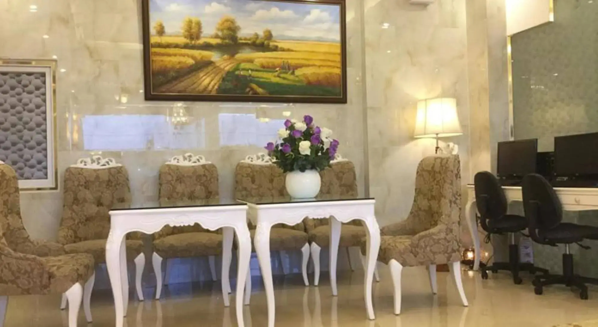 Tulip Hotel 2