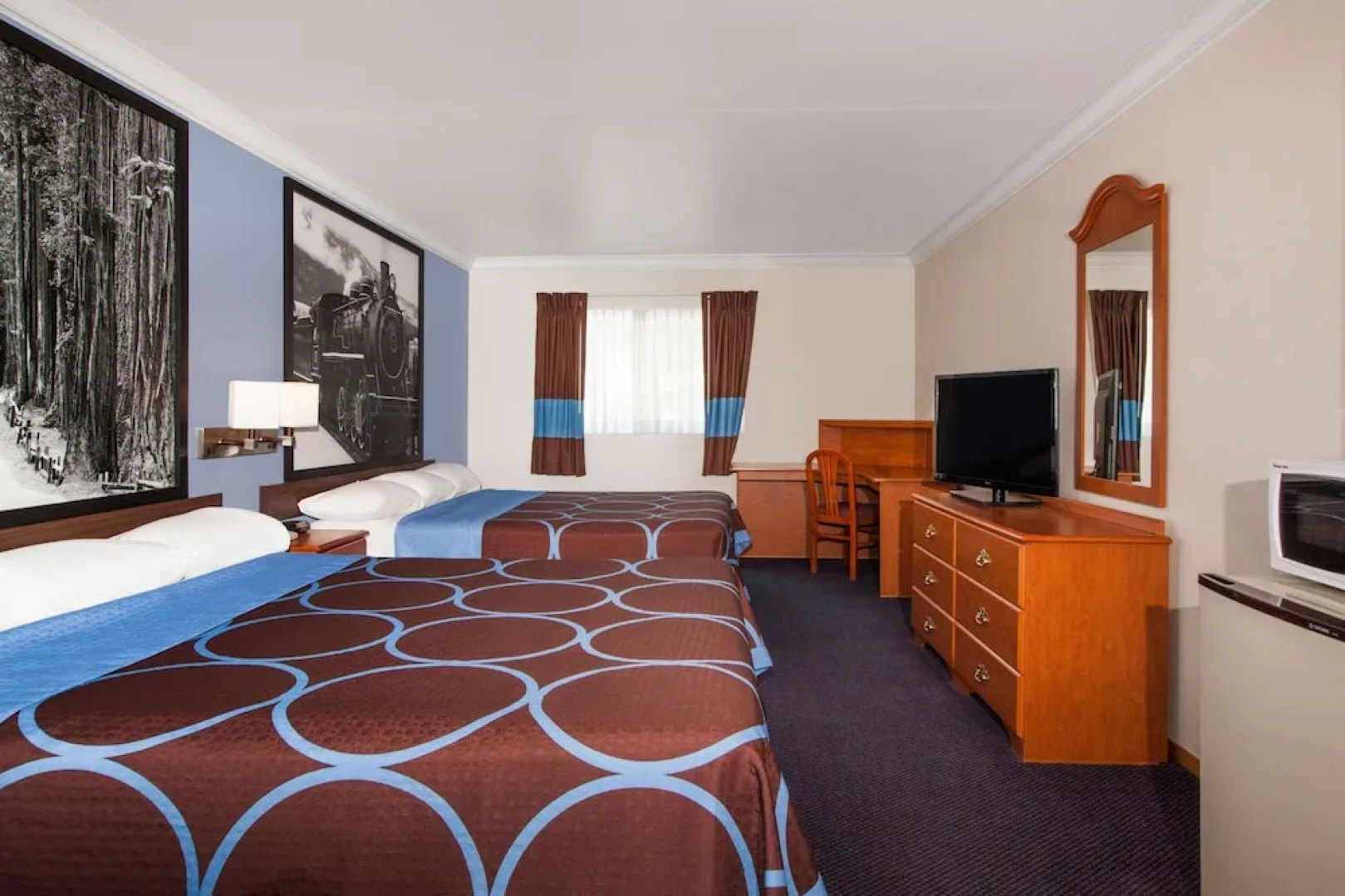 Creekside Inn & Suites
