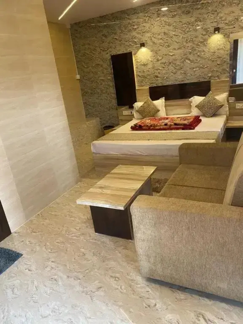 Hotel Senapati Residency by OYO Rooms