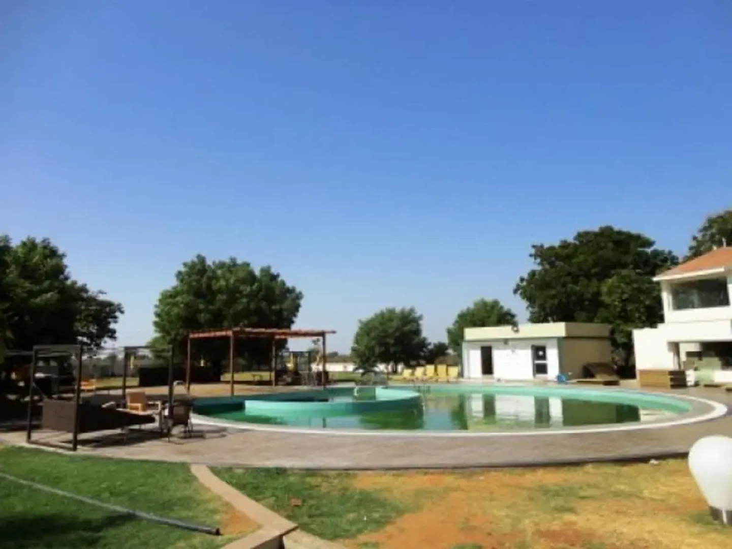 Top3 Lords Resort Bhavnagar