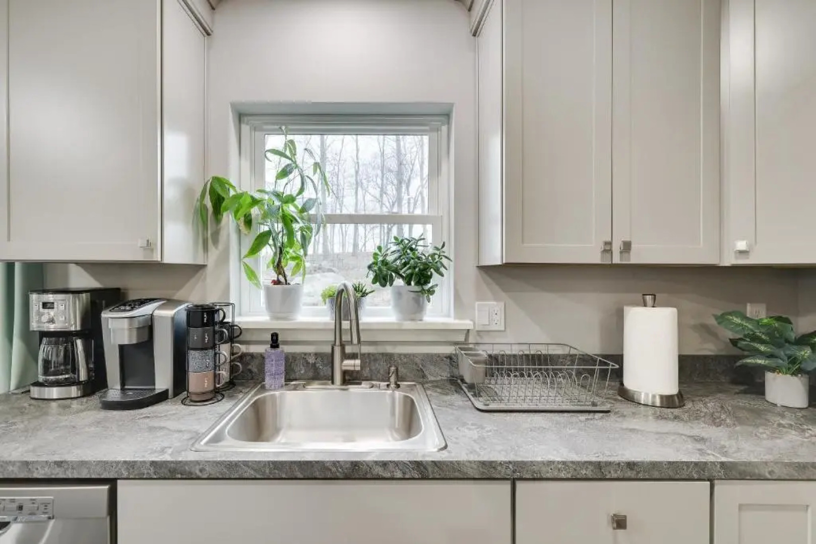 New Build-Modern 4BR, Kid-Friendly Home In Poconos