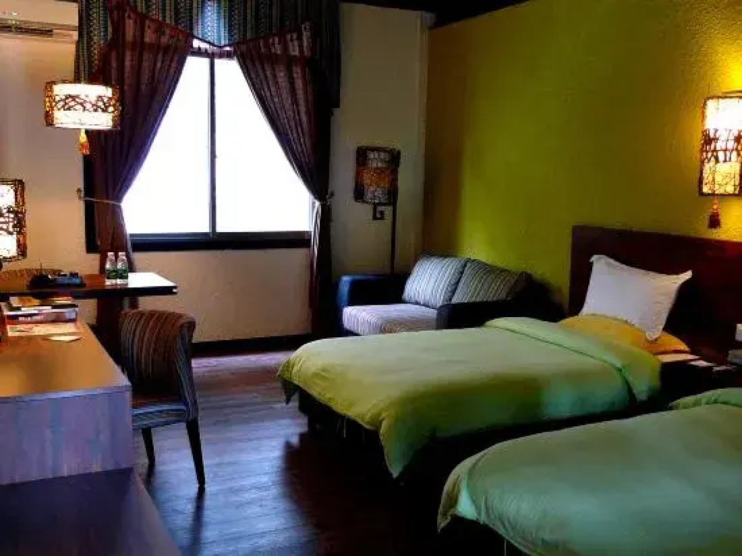 Daxin Mingshi Art Hotel