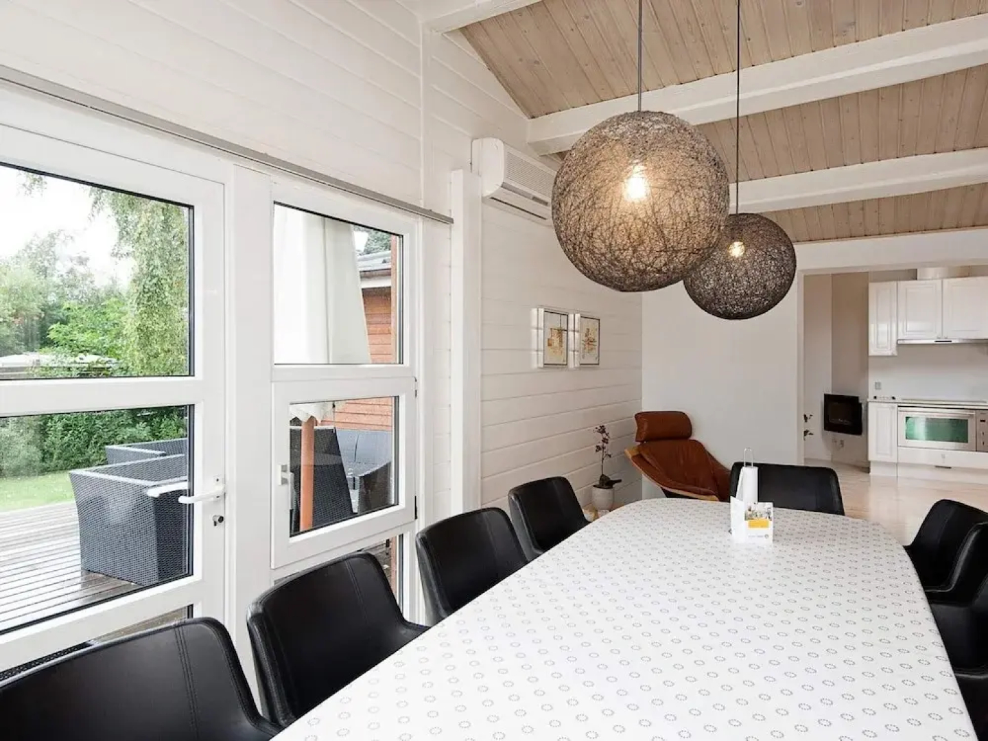 10 Person Holiday Home in Juelsminde-by Traum