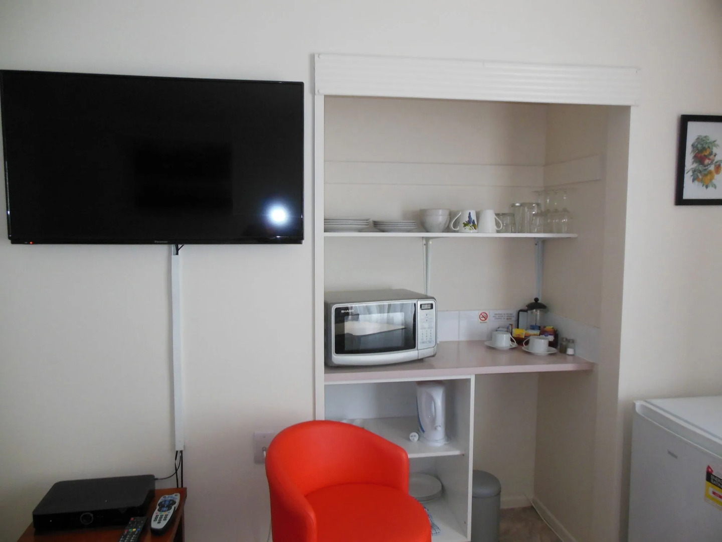 Asure Camelot Arms Motor Lodge