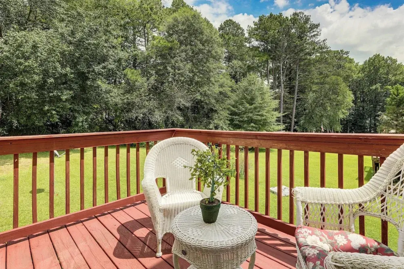 Pet-friendly House w/ Deck in Lawrenceville
