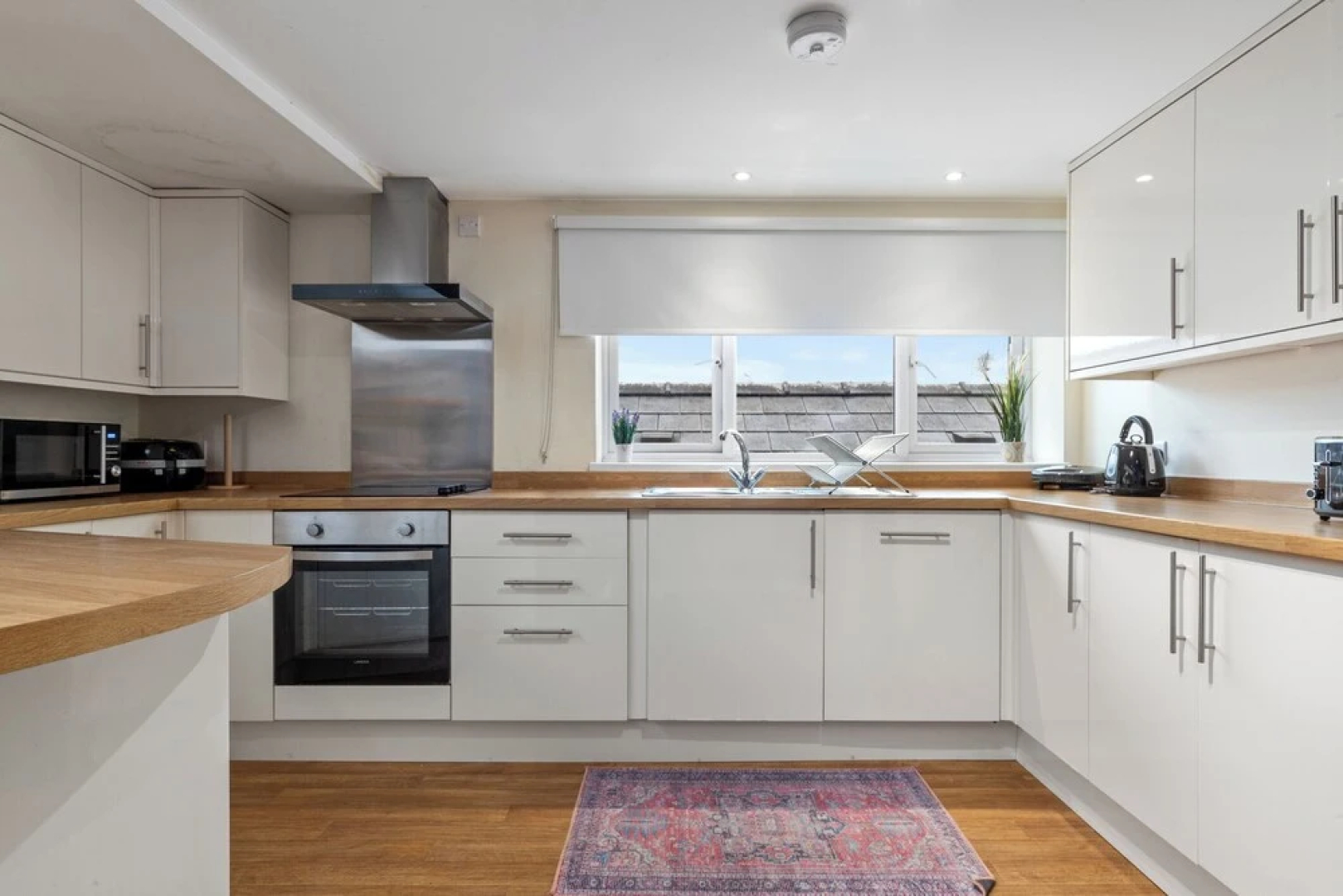 Charming 3-bed Apartment in Haverfordwest
