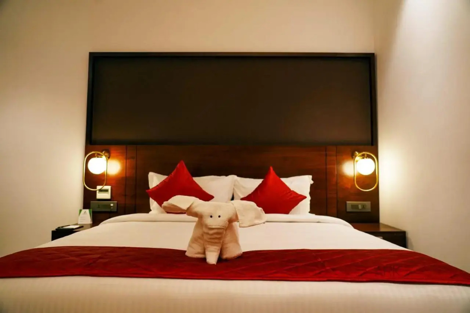 Ark Hotel And Convention Centre