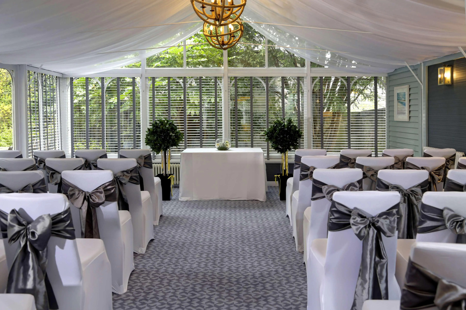 JA The Bruntsfield - Edinburgh