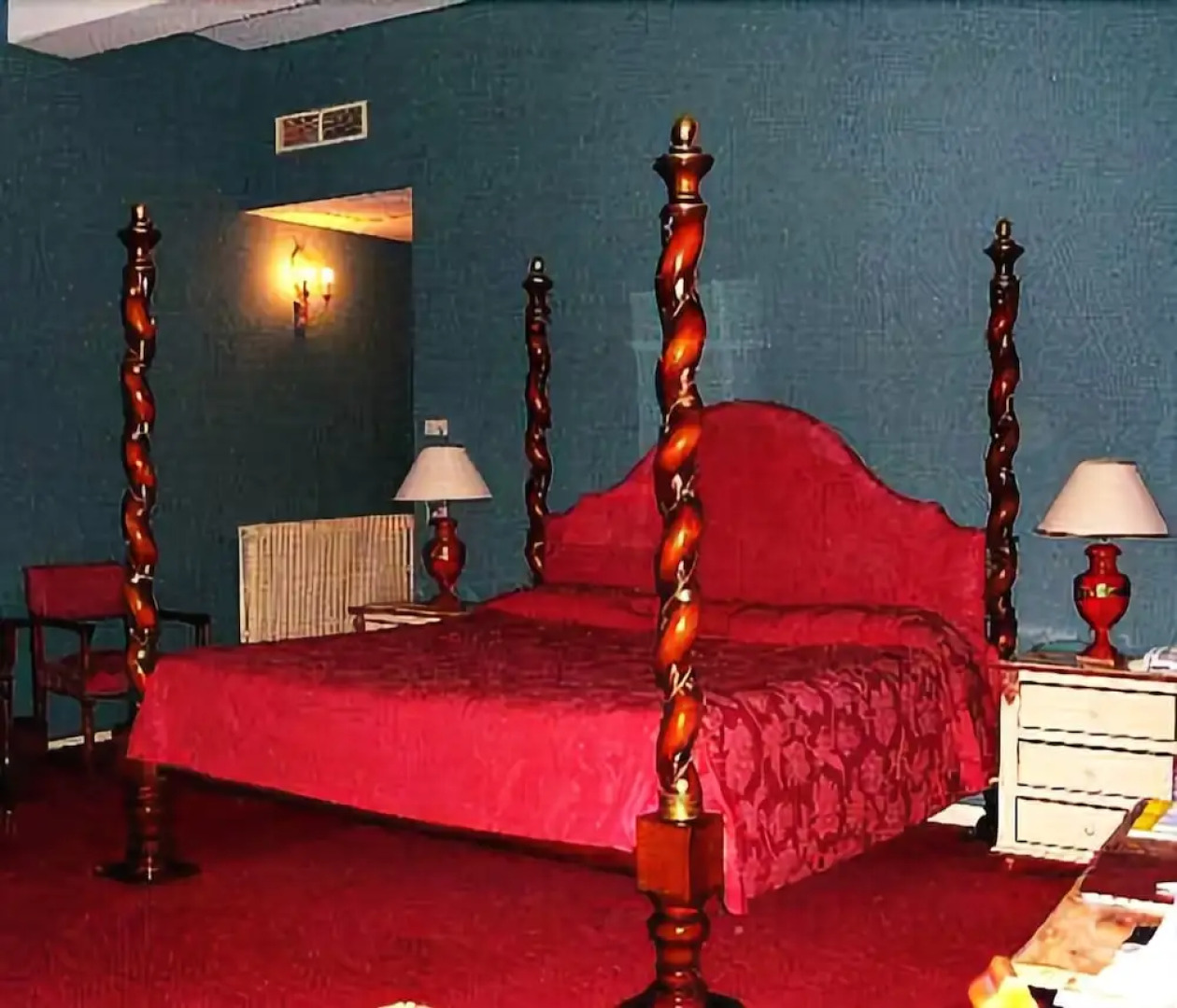 Chateau De Meyrargues