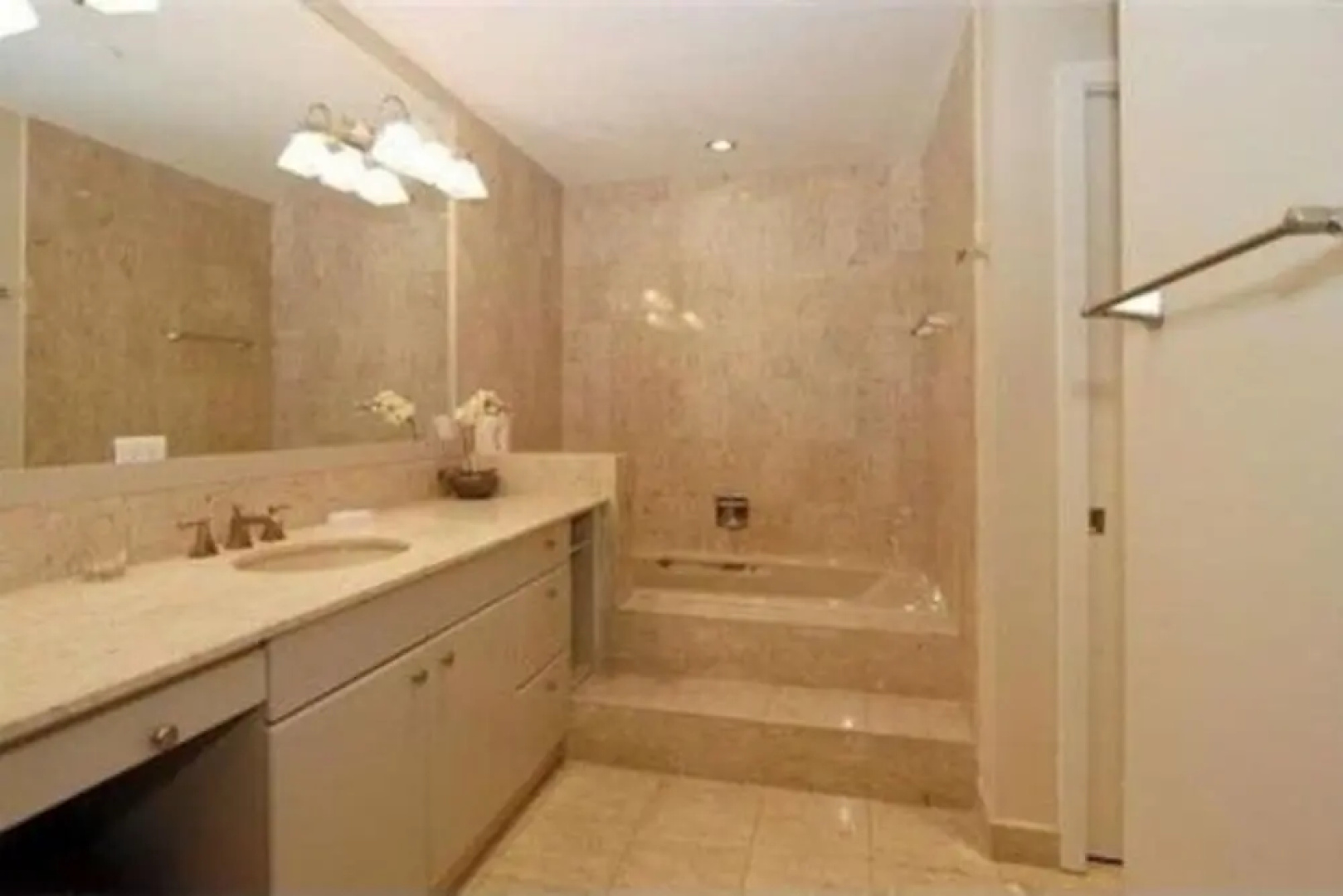 Exclusive Miami Fisher Island 2 Bedroom Apartment 6 Guests